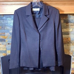 10p Tahari brown and black skirt suit